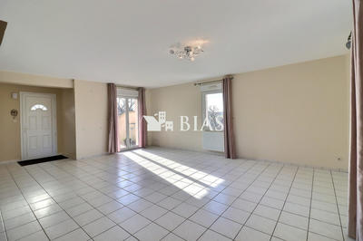 Maison - 106 m² - 5 pièces