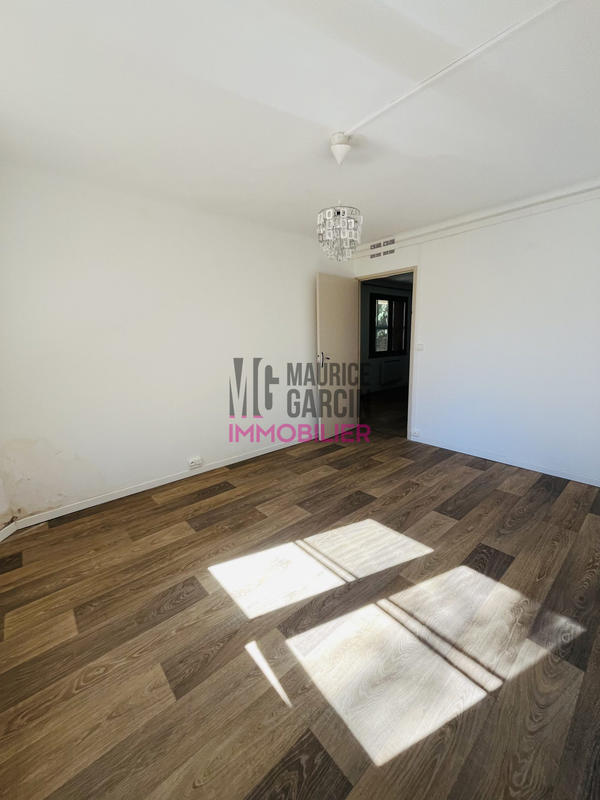 Maison - 168 m² - 7 pièces