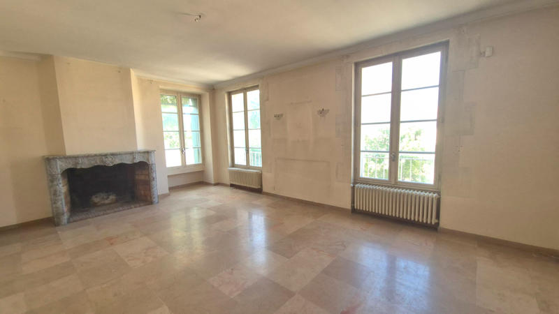 Maison - 219 m² - 7 pièces