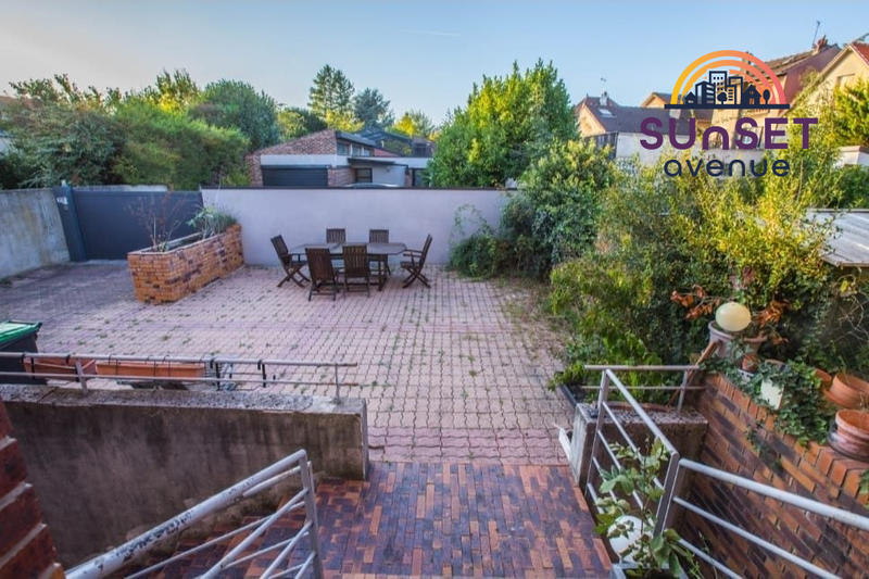 Maison contemporaine - 137 m² - 7 pièces