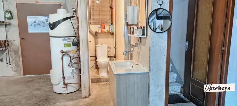 Propriété - 230 m² - 10 pièces