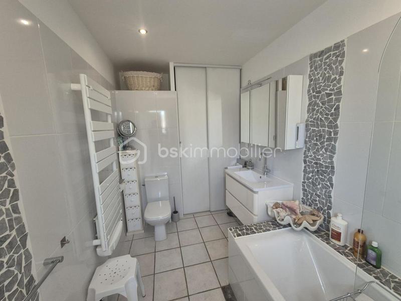 Maison - 115 m² - 4 pièces