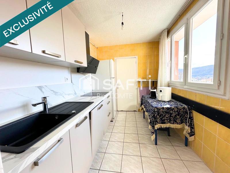 Appartement - 82 m² - 5 pièces
