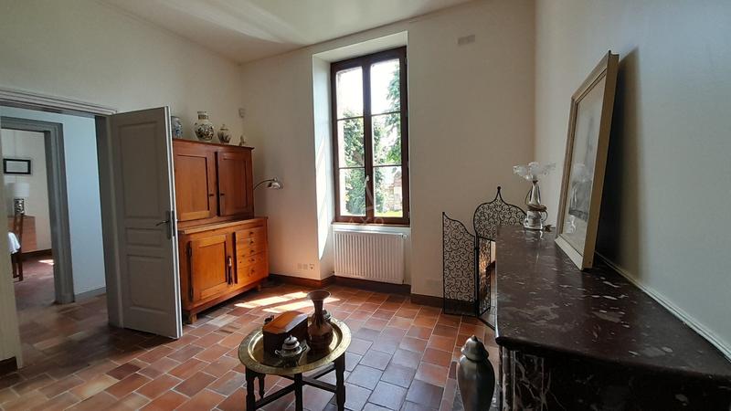 Maison - 210 m² - 6 pièces