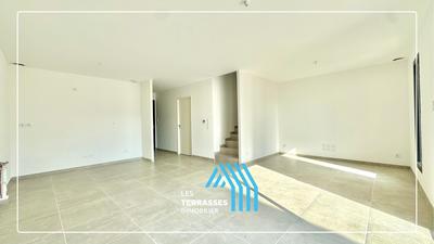 Maison - 86 m² - 5 pièces