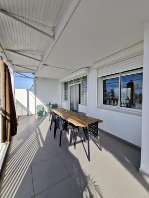 Appartement - 89 m² - 2 pièces