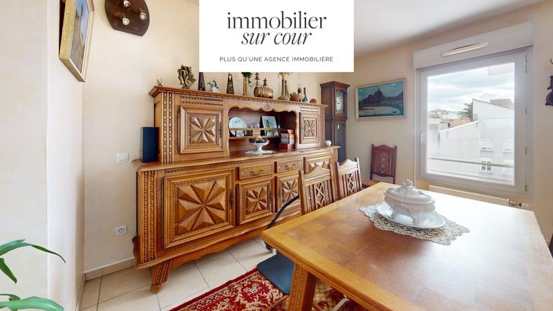 Appartement - 109 m² - 5 pièces