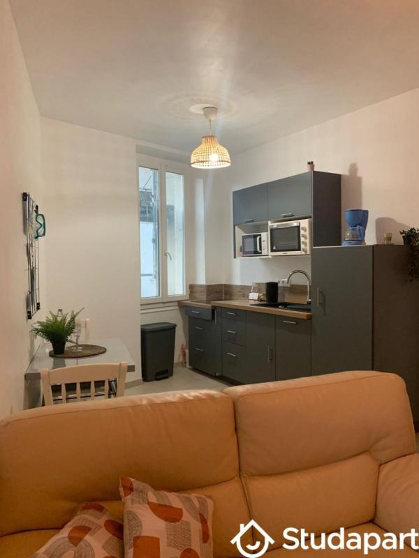 Chambre - 13 m² - 1 pièce