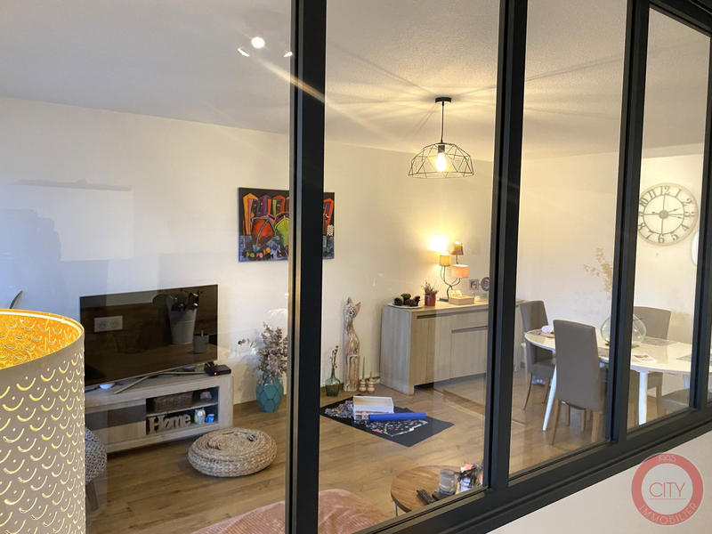 Appartement - 86 m² - 4 pièces