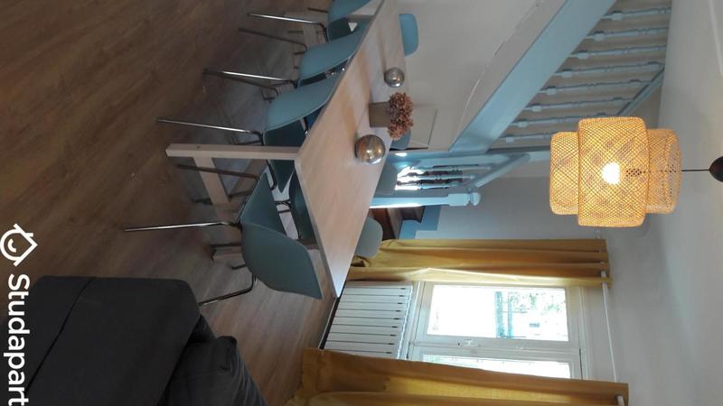 Chambre - 12 m² - 1 pièce