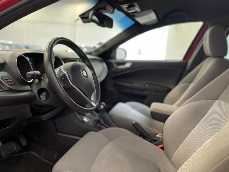 Alfa Romeo Giulietta 1.4 MultiAir 170 Ch Bva Tct Distinctive - Garantie 6 Mois