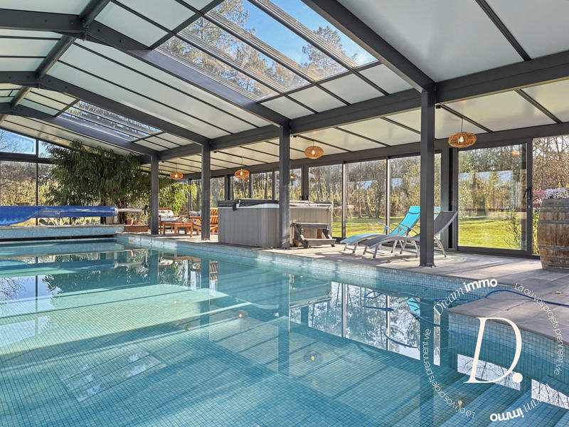 Maison ancienne - 250 m² - 9 pièces