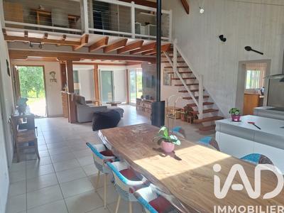 Maison - 152 m² - 6 pièces
