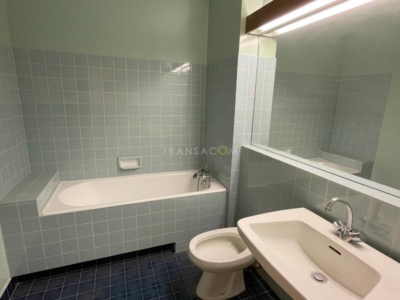 Appartement - 79 m² - 2 pièces