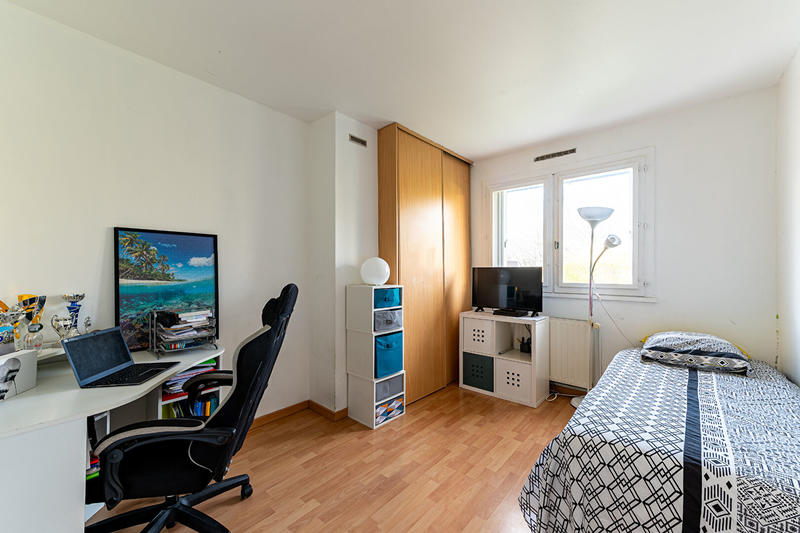 Maison - 93 m² - 5 pièces