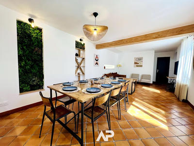 Maison - 157 m² - 6 pièces