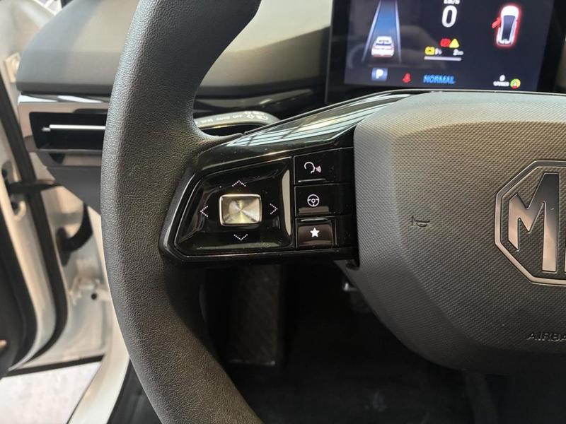 Mg Mg4 Electric 51kwh - 125 Kw 2wd Standard