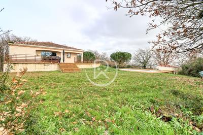 Villa - 223 m² - 7 pièces