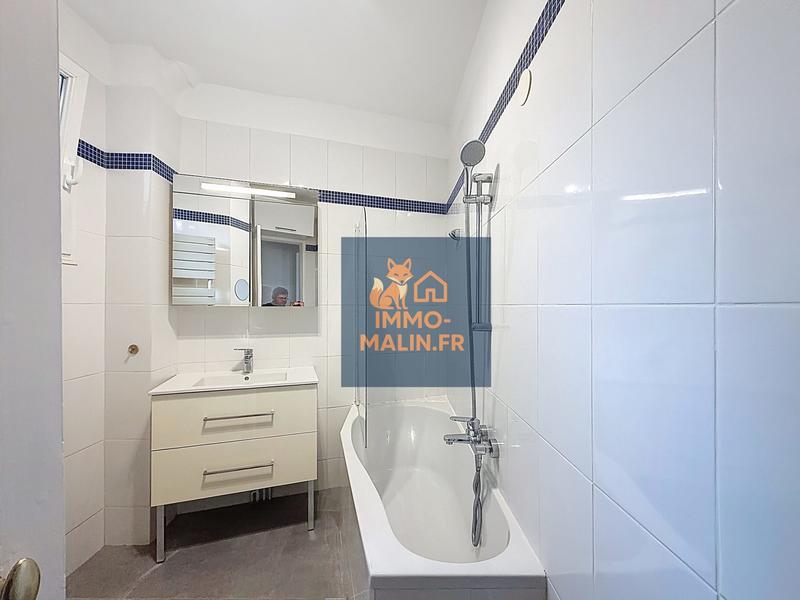 Appartement - 90 m² - 4 pièces