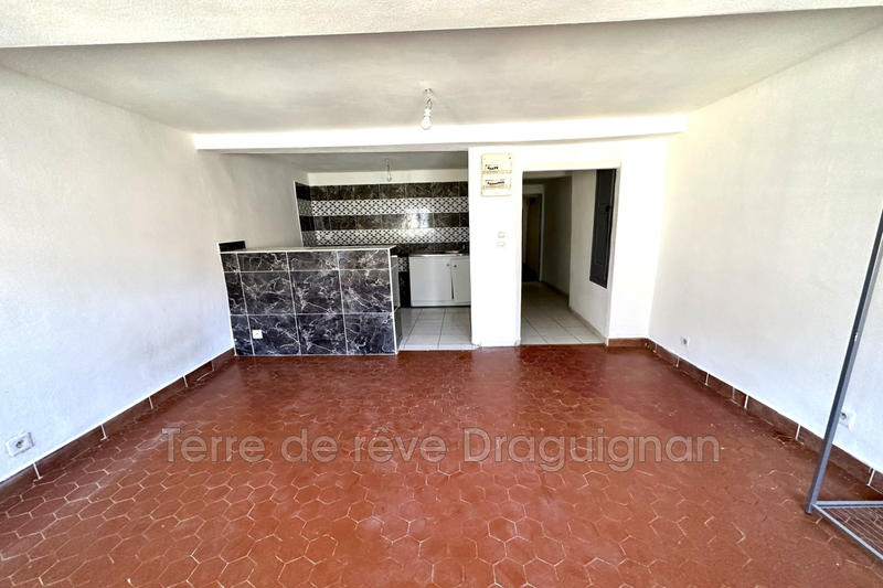 Appartement - 270 m² - 13 pièces