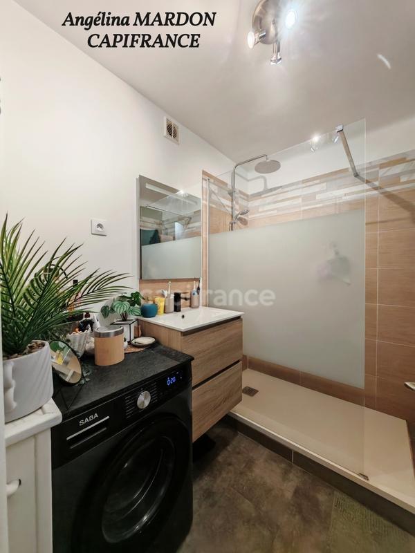 Appartement - 80 m² - 3 pièces