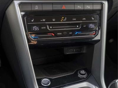 Volkswagen t-Roc 1.5 Tsi Dsg Life