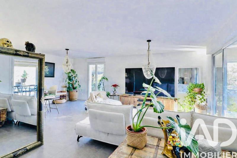 Maison - 135 m² - 7 pièces