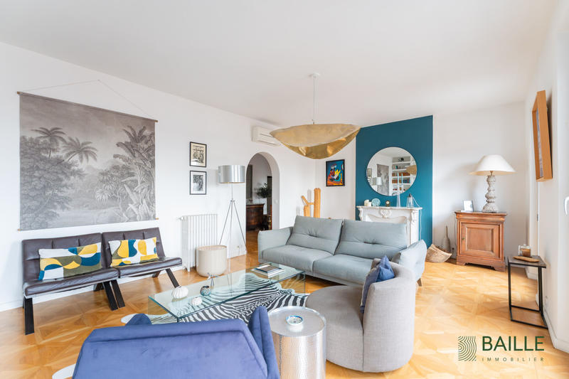 Appartement - 164 m² - 5 pièces