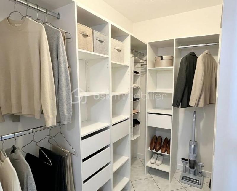 Appartement - 80 m² - 4 pièces