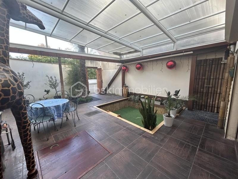 Maison - 122 m² - 5 pièces