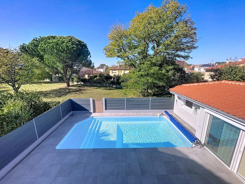 Maison - 144 m² - 6 pièces