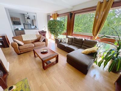 Appartement - 85 m² - 4 pièces