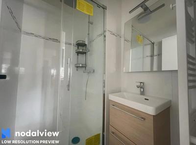 Appartement - 95 m² - 7 pièces