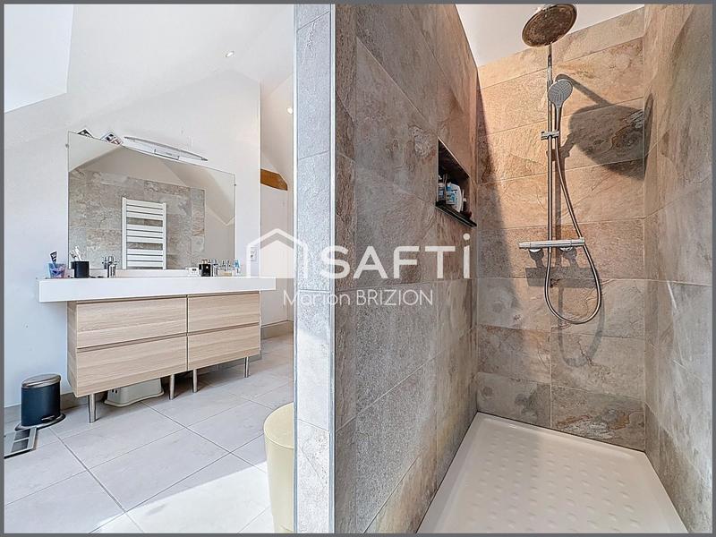 Villa - 219 m² - 8 pièces