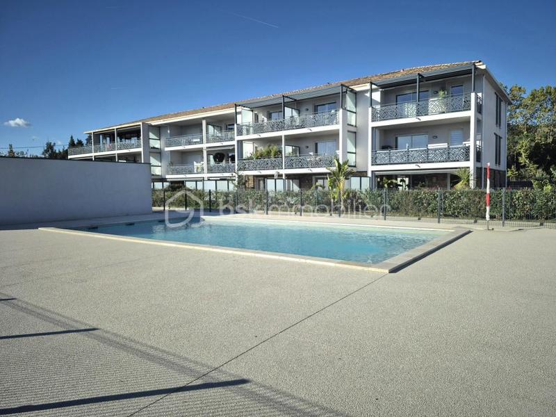 Studio - 27 m² - 1 pièce