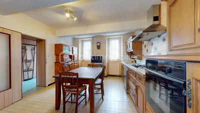 Maison de village - 215 m² - 8 pièces