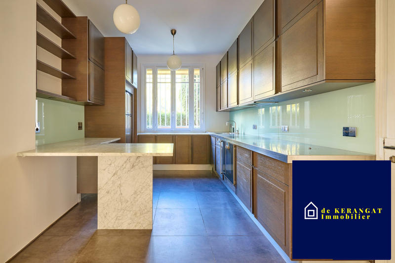 Maison - 186 m² - 7 pièces