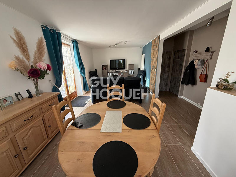 Maison - 104 m² - 4 pièces