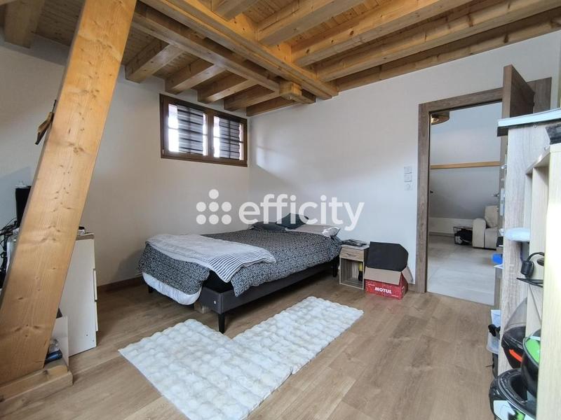 Appartement - 120 m² - 5 pièces