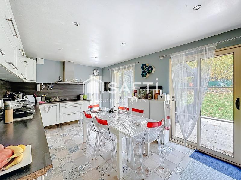 Maison - 160 m² - 6 pièces