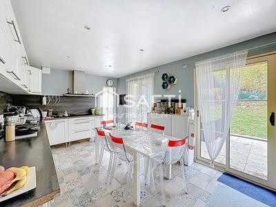 Maison - 160 m² - 6 pièces