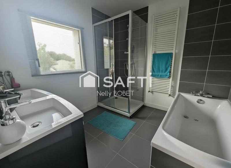 Maison - 95 m² - 5 pièces