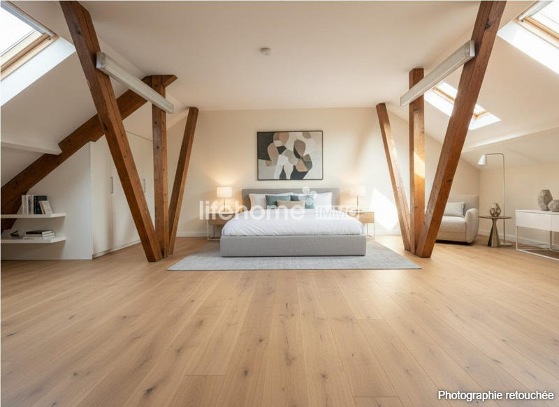 Maison - 204 m² - 9 pièces