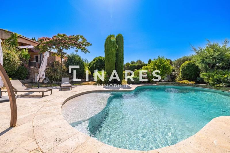 Villa - 167 m² - 4 pièces