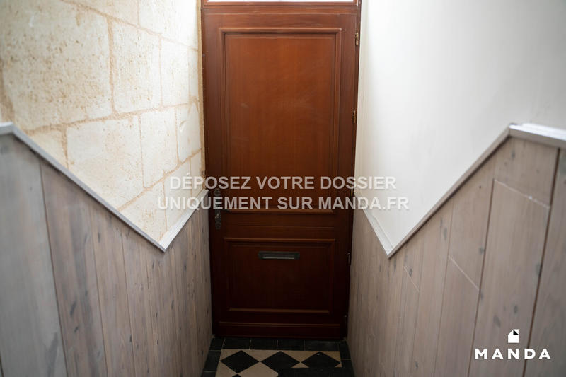 Chambre - 9 m² - 5 pièces