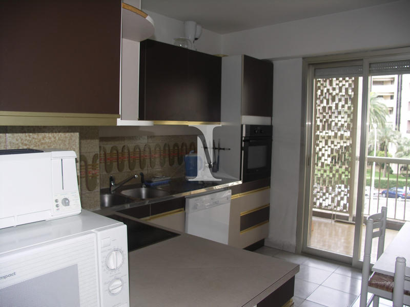 Appartement - 85 m² - 3 pièces