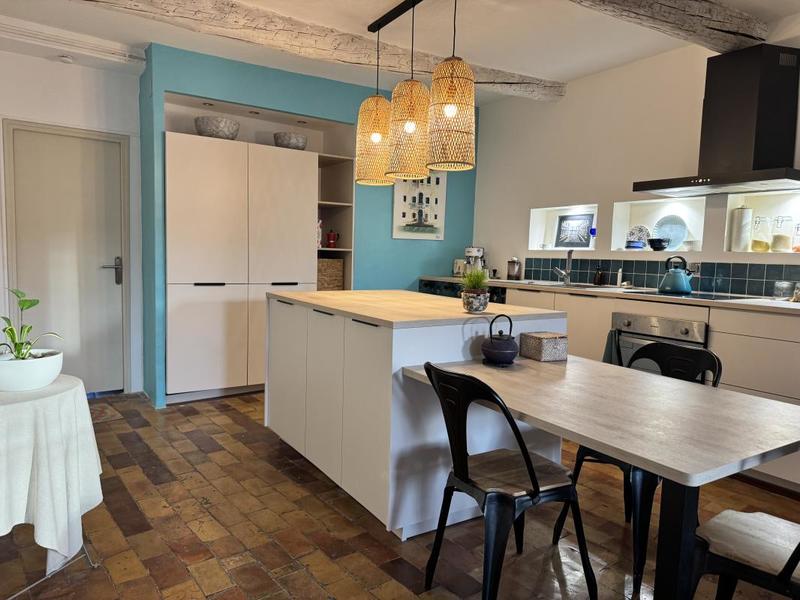 Appartement - 99 m² - 3 pièces