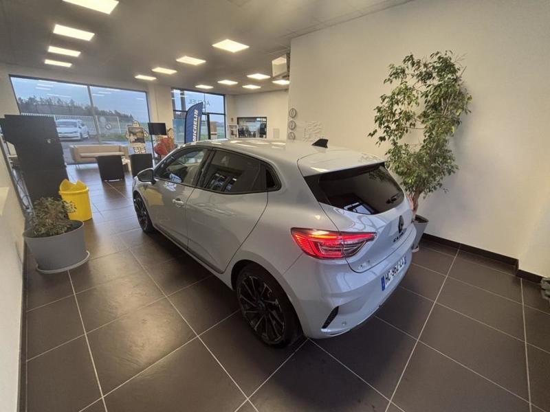Renault Clio V Evolution E-Tech full hybrid 145 -24 5 portes (mars 2025) (co2 95)