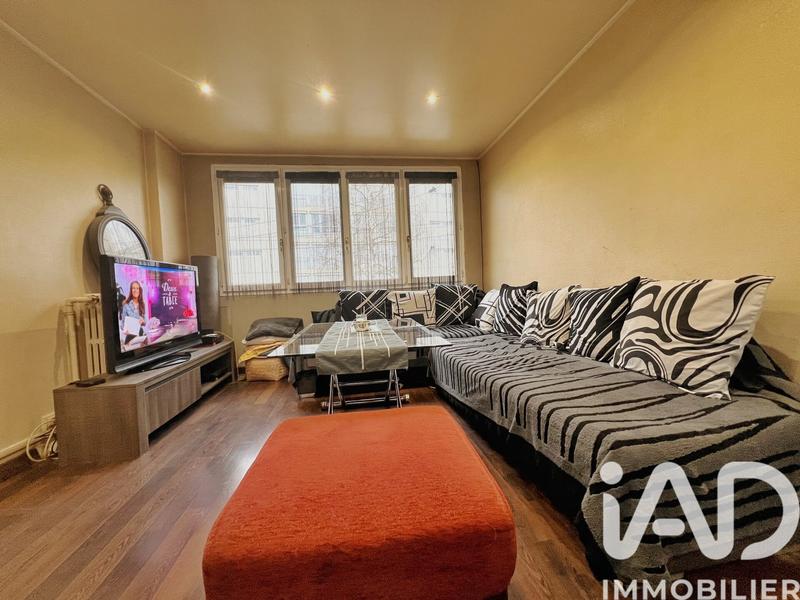 Maison - 80 m² - 5 pièces