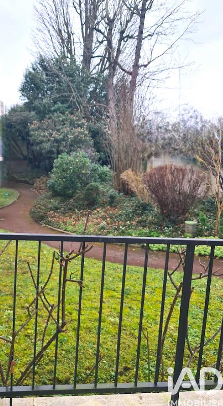 Immeuble - 25 m² - 1 pièce